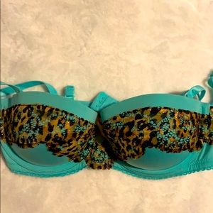2/$10 La Senza Turquoise Padded Bra❤️